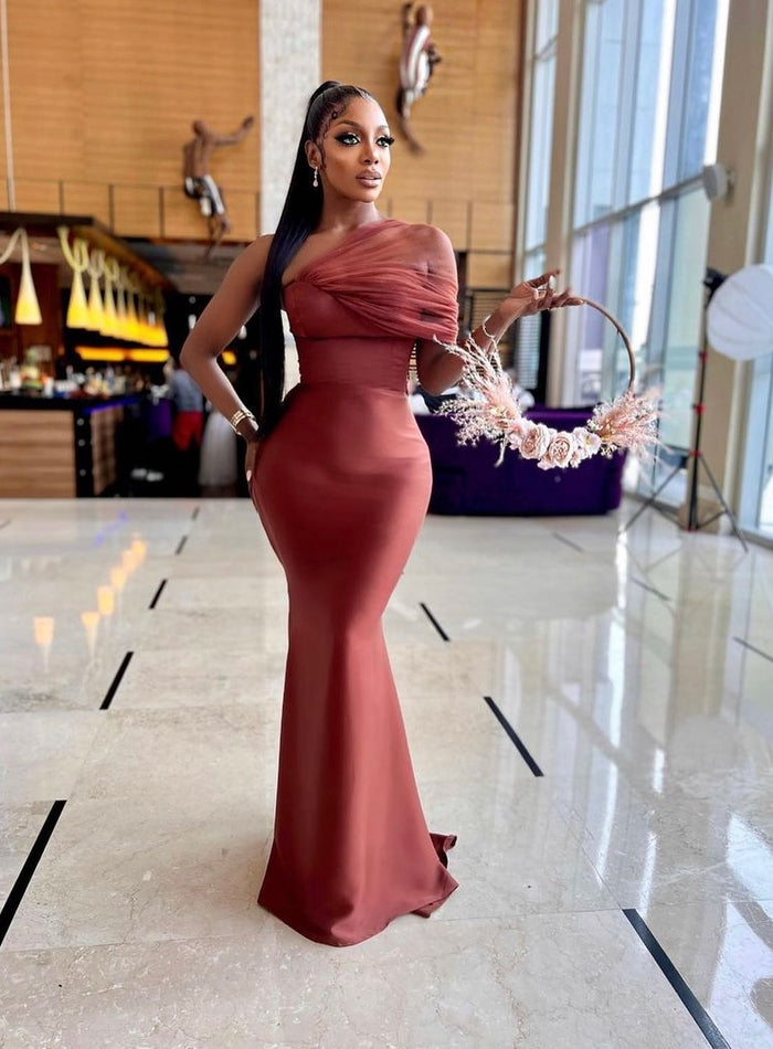 Amina Elegance Bridesmaid Gown