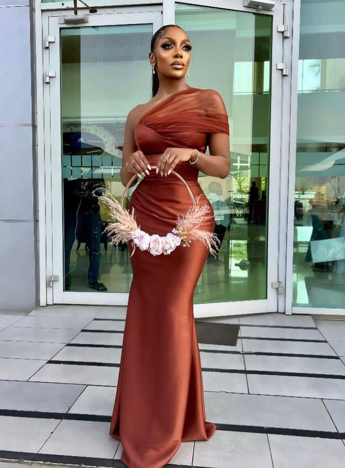 Amina Elegance Bridesmaid Gown