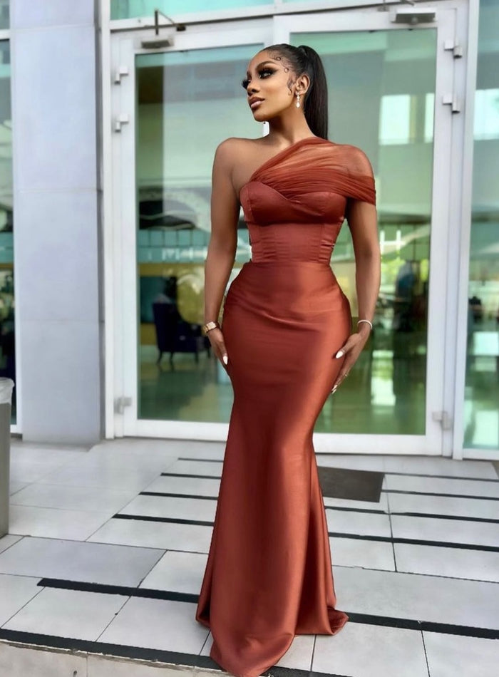 Amina Elegance Bridesmaid Gown