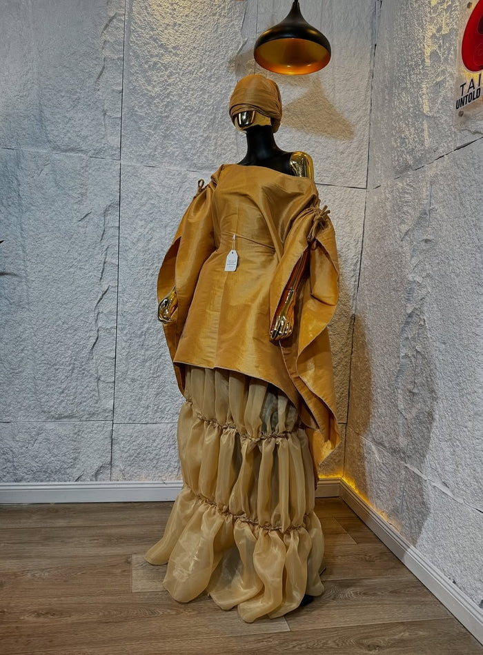 Golden Queen Delight Set